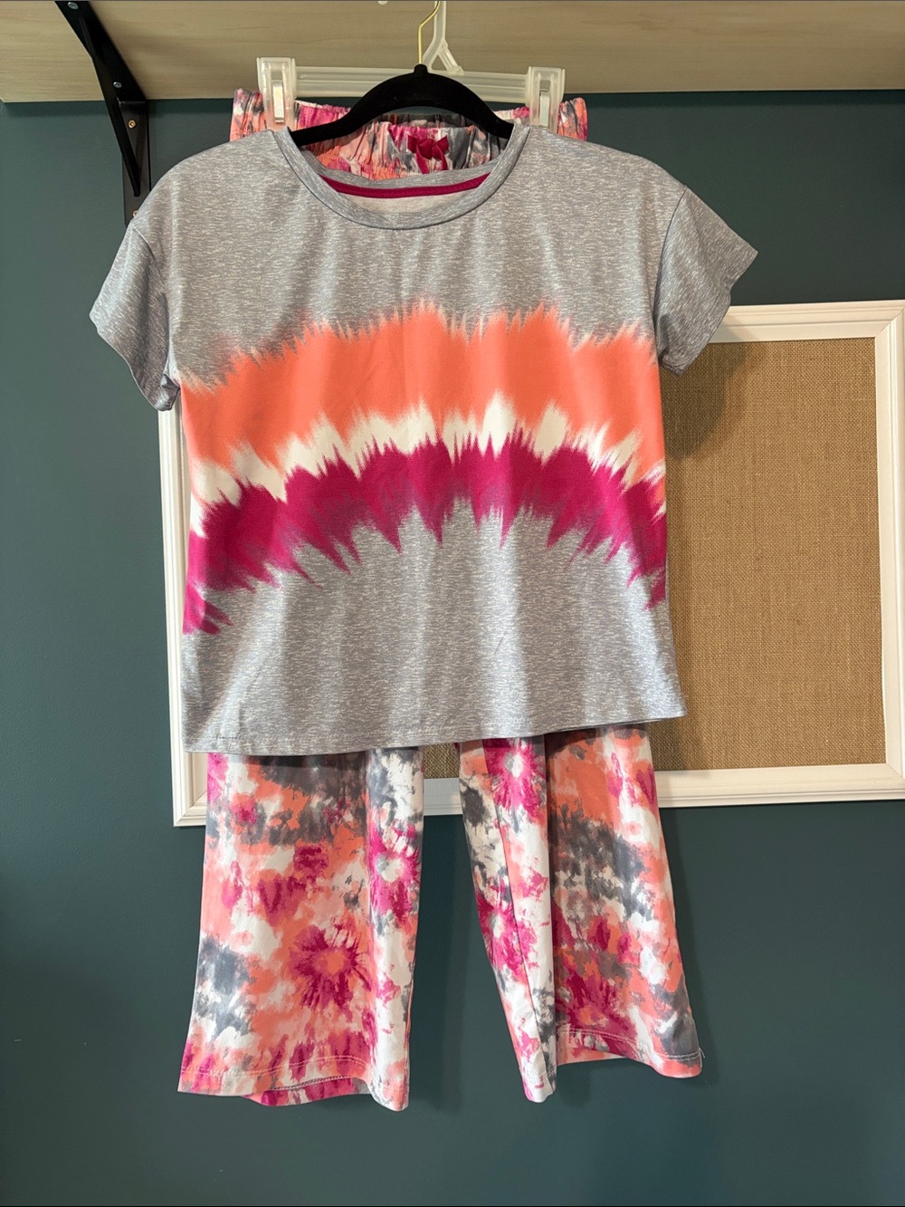 wonder nation Girls Tie-Dye Short Sleeve Pajama Set - Gray Coral Pink Magenta